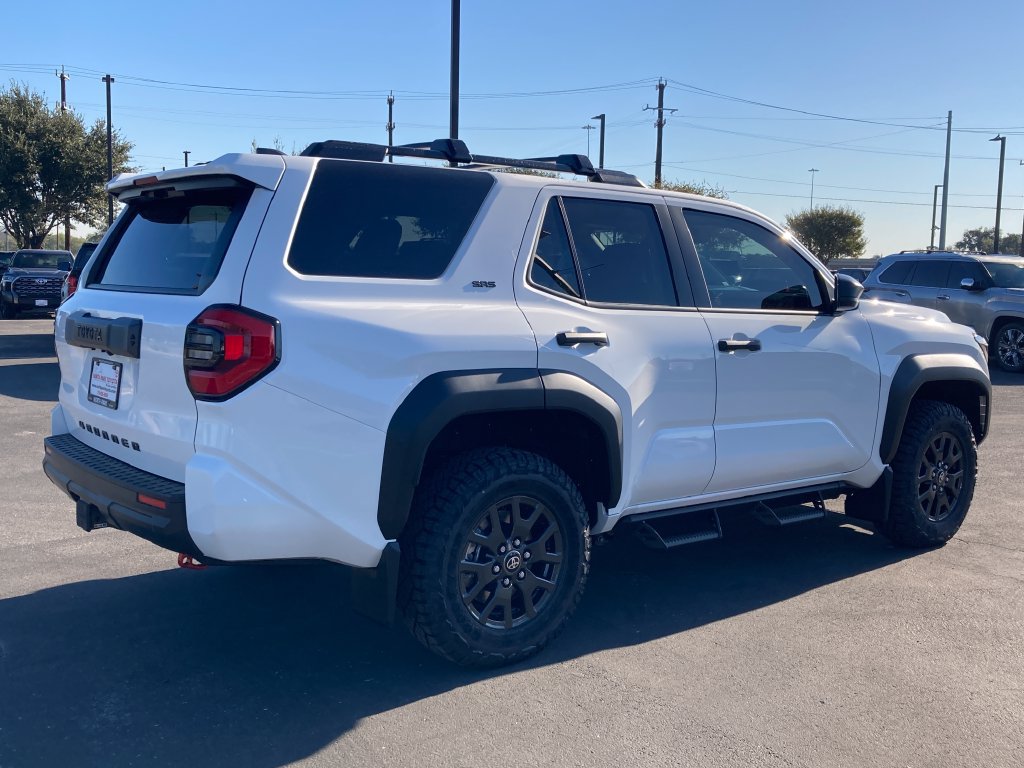 New 2026 Toyota 4Runner SR5 AWD/4WD image 5