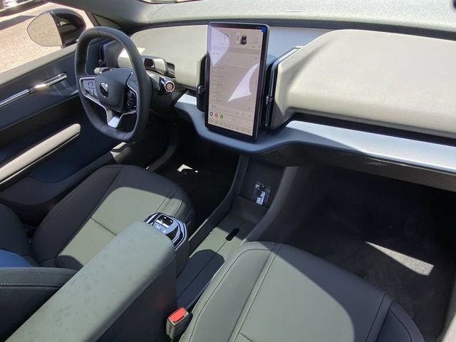 Certified 2025 Volvo EX30 Plus w/ Protection Package Premier AWD/4WD image 12