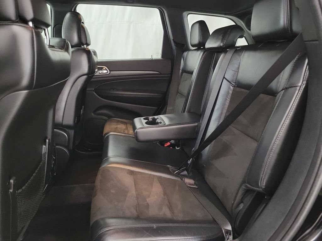 Used 2018 Jeep Grand Cherokee Altitude AWD/4WD image 12