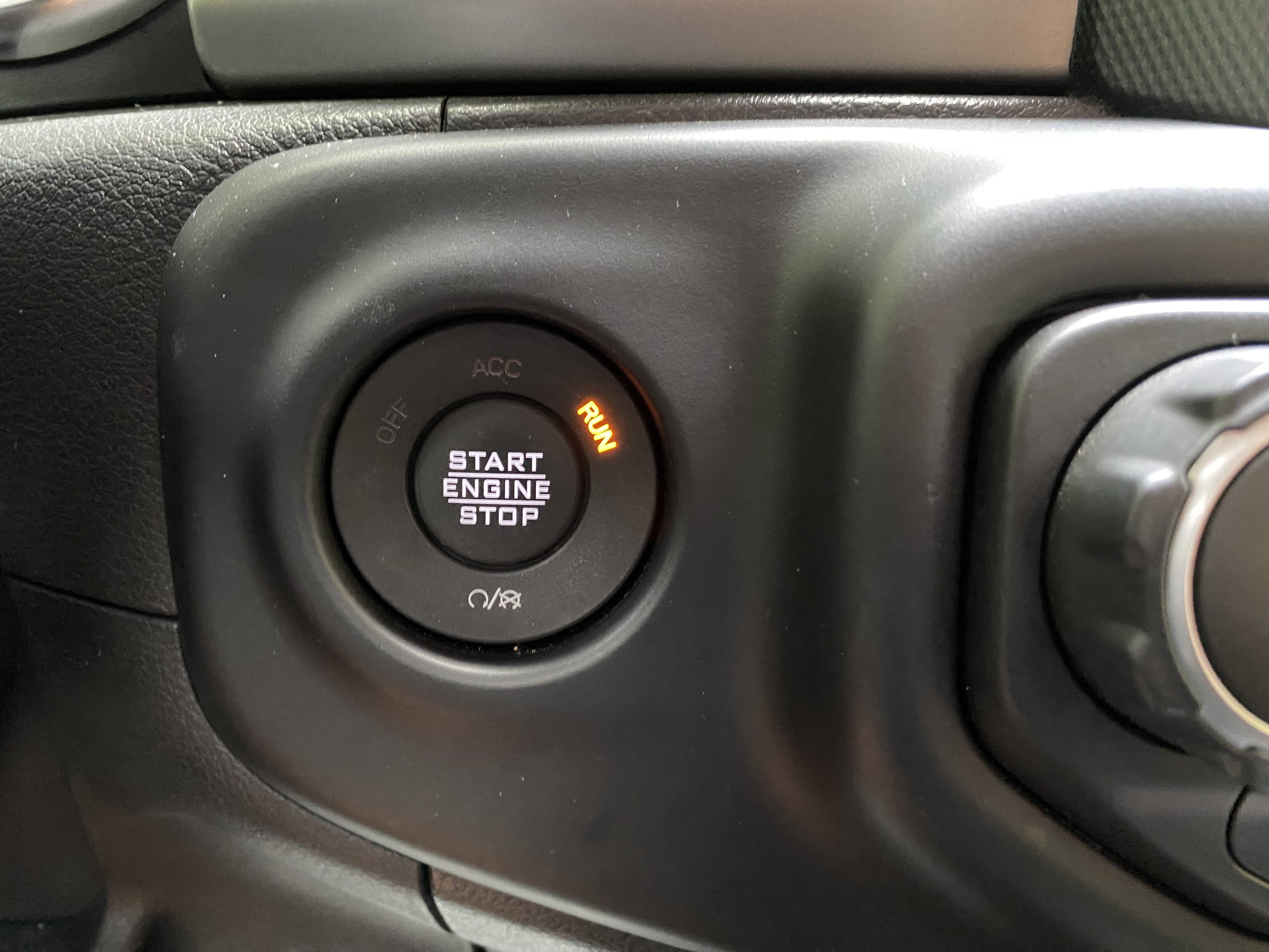 Used 2021 Jeep Gladiator Sport AWD/4WD image 28