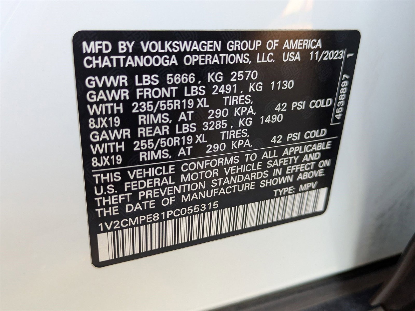 Used 2023 Volkswagen ID.4 Pro image 17