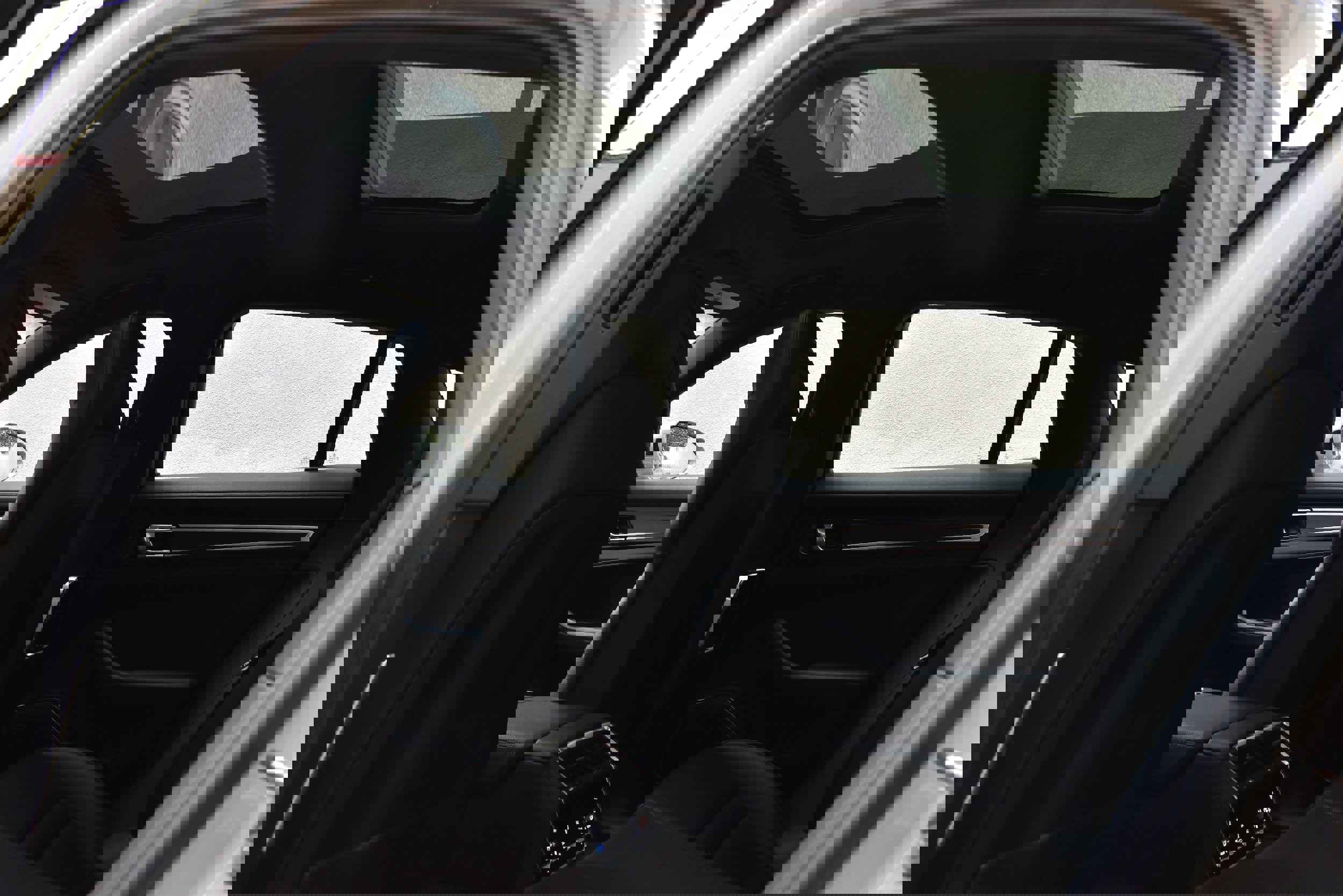 Used 2023 Porsche Panamera 4 Platinum Edition image 22