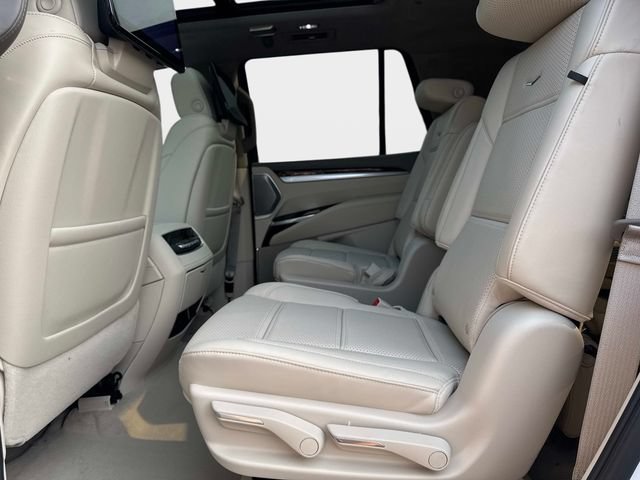 New 2026 Cadillac Escalade Platinum Sport w/ LPO, ONYX Package AWD/4WD image 13