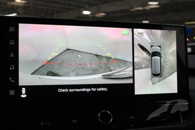 New 2026 Mitsubishi Outlander SE FWD image 12