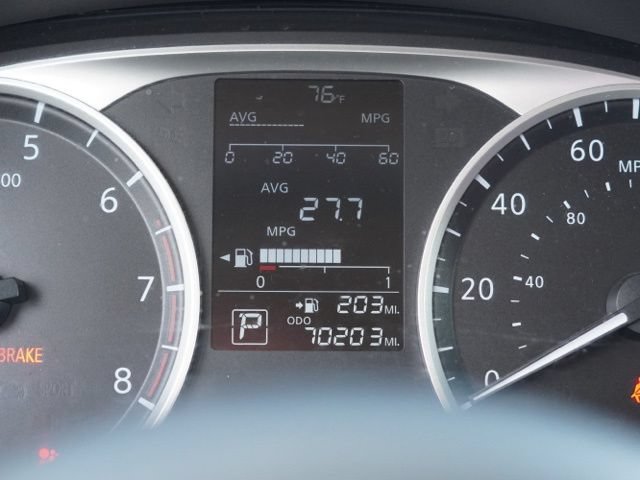 Used 2021 Nissan Versa S FWD image 14