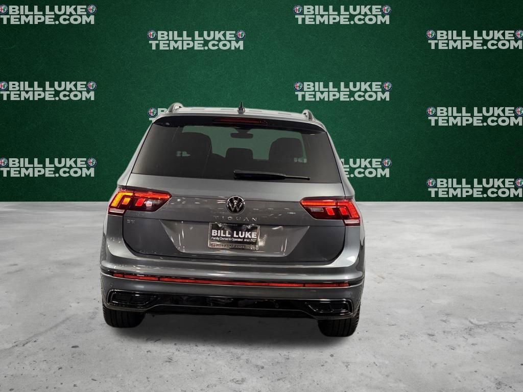 Used 2024 Volkswagen Tiguan SE R-Line image 7