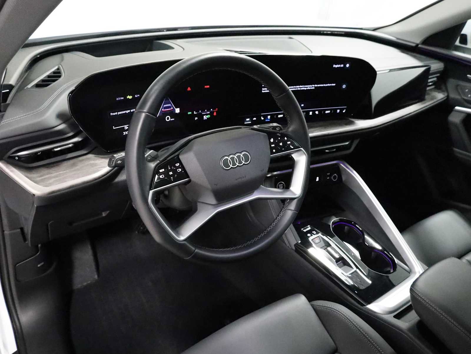 Certified 2025 Audi Q5 Premium AWD/4WD image 4
