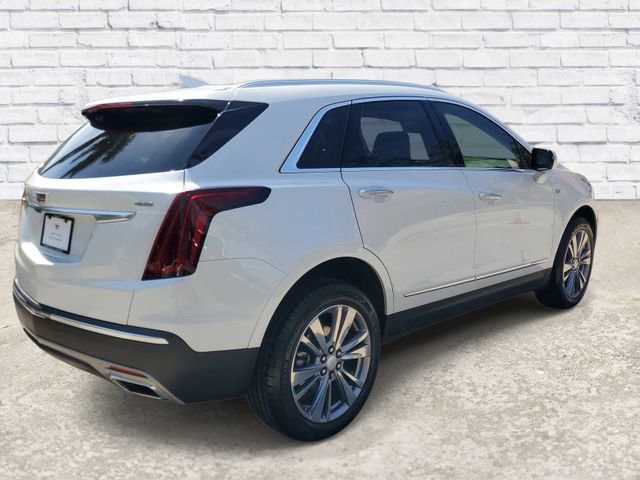 Certified 2024 Cadillac XT5 Premium Luxury FWD image 4