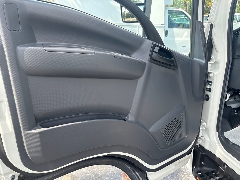 New 2025 Chevrolet Low Cab Forward 5500XG RWD image 10