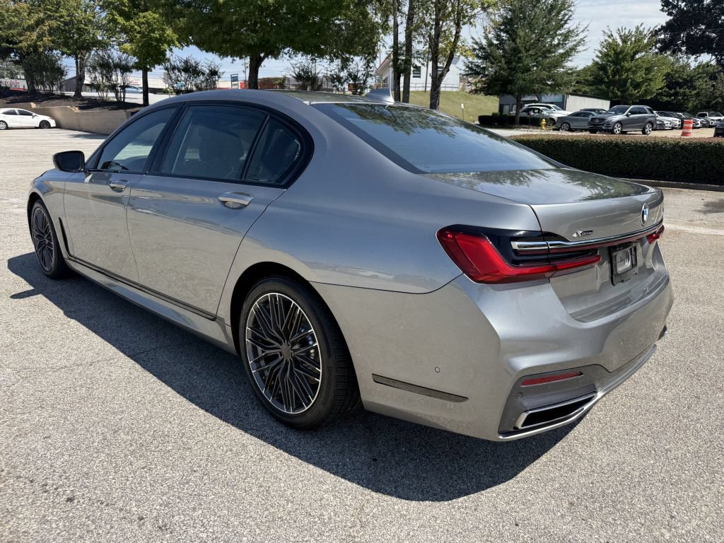Used 2020 BMW 740i xDrive w/ M Sport Package AWD/4WD image 8