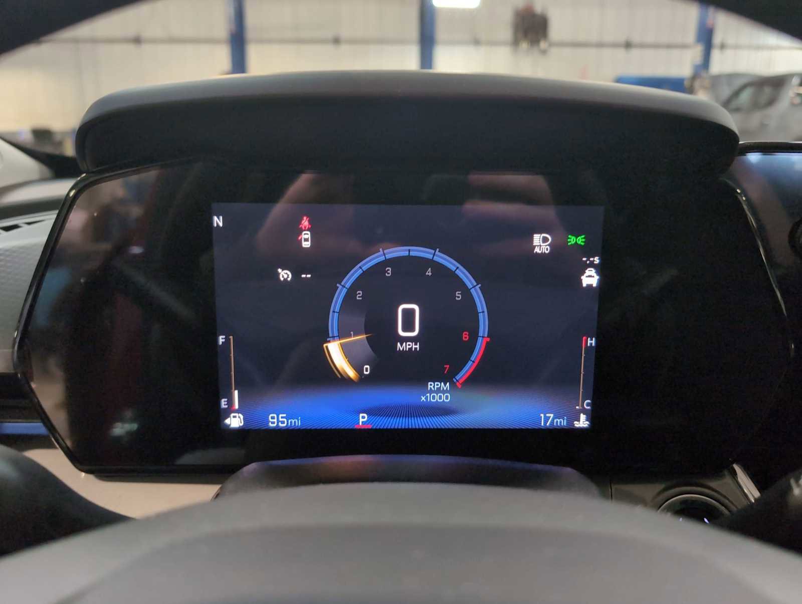New 2026 Chevrolet Trax LT w/ Sunroof Package FWD image 11