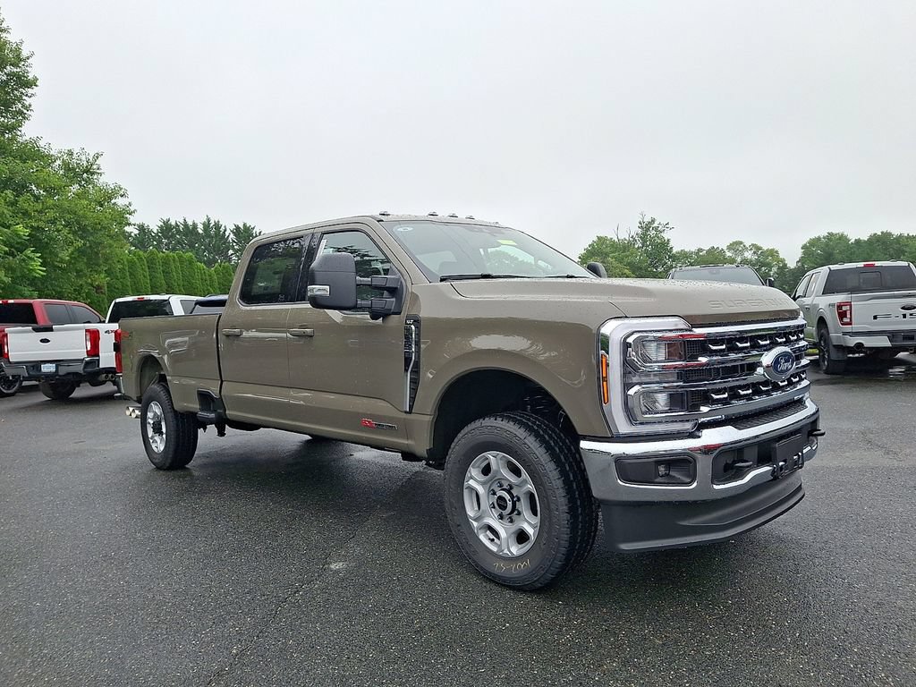 New 2026 Ford F350 XLT w/ XLT Premium Package AWD/4WD image 1
