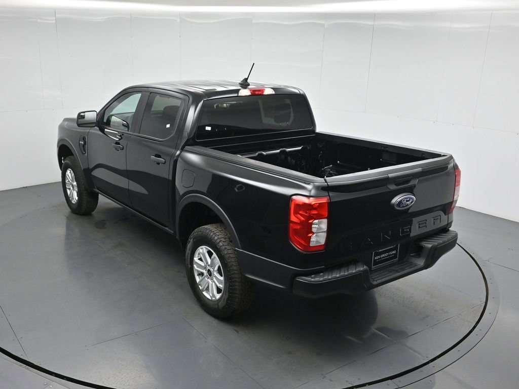 Used 2025 Ford Ranger XL image 40