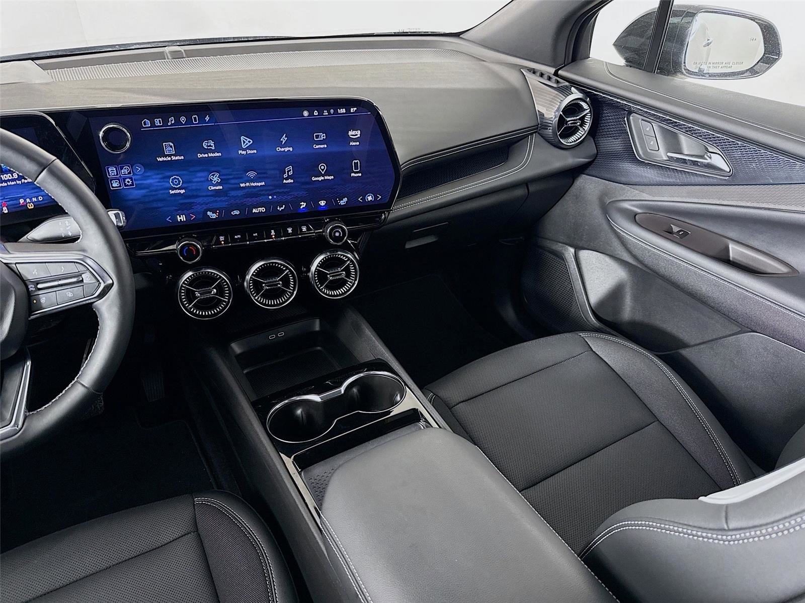 Used 2024 Chevrolet Blazer EV LT image 23