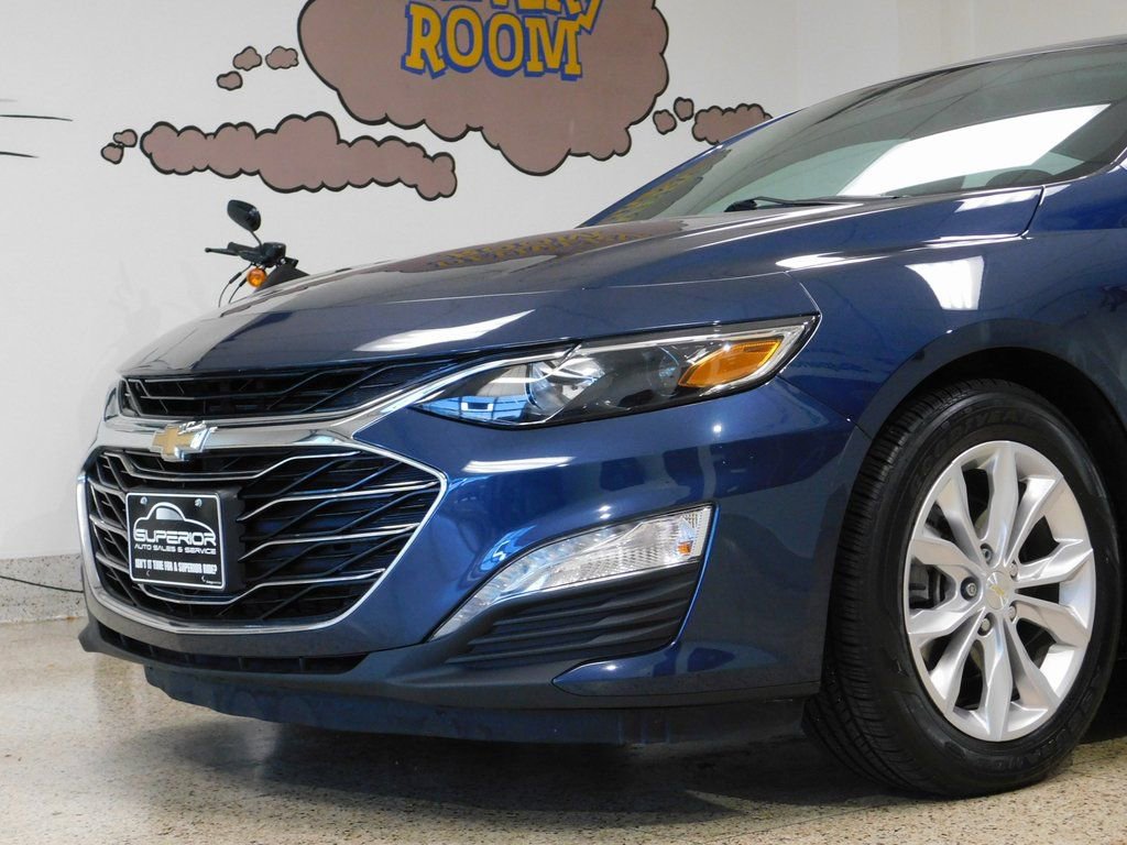 Used 2019 Chevrolet Malibu LT image 16