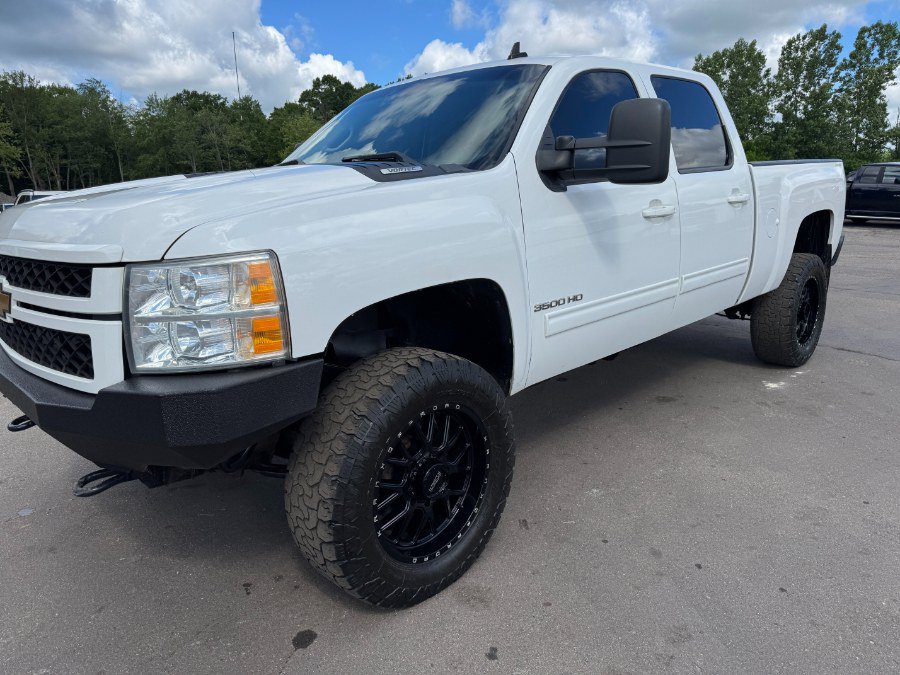 Used 2014 Chevrolet Silverado 3500 LT AWD/4WD image 9