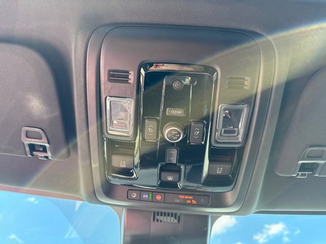 New 2026 Chevrolet Tahoe High Country w/ Sun And Tow Package AWD/4WD image 35