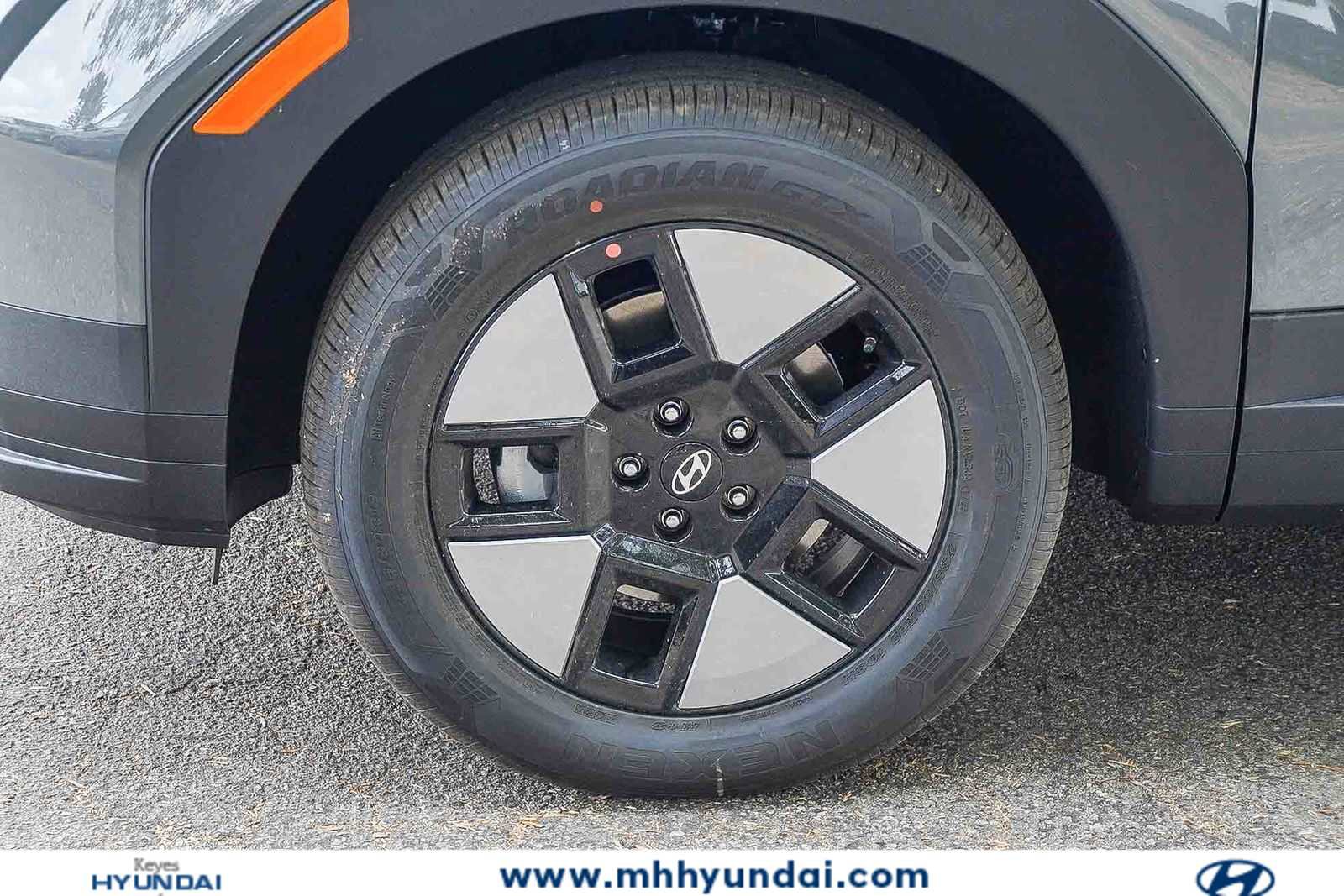 New 2026 Hyundai Santa Fe SE FWD image 10