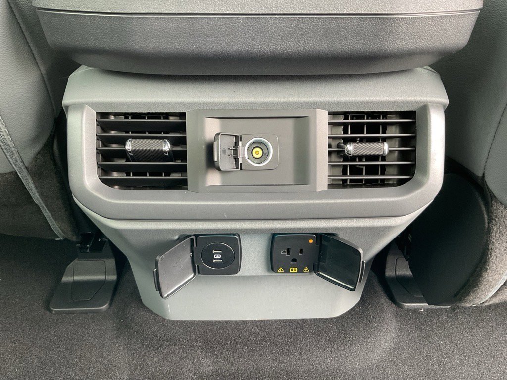 New 2025 Ford F150 Lightning Flash image 29