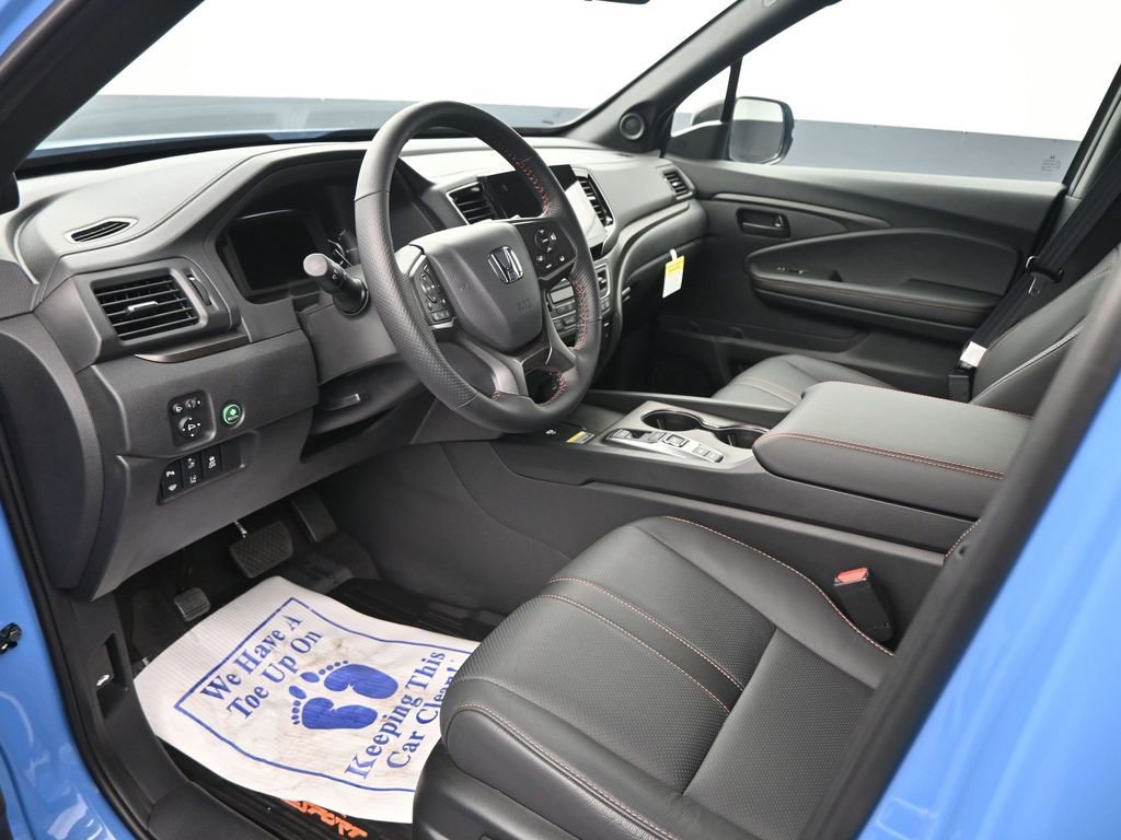 Used 2024 Honda Passport TrailSport image 14