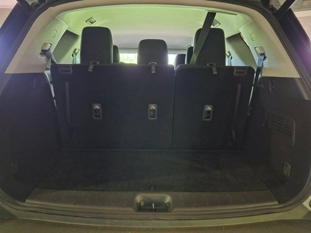 Used 2025 Nissan Pathfinder SV FWD image 22