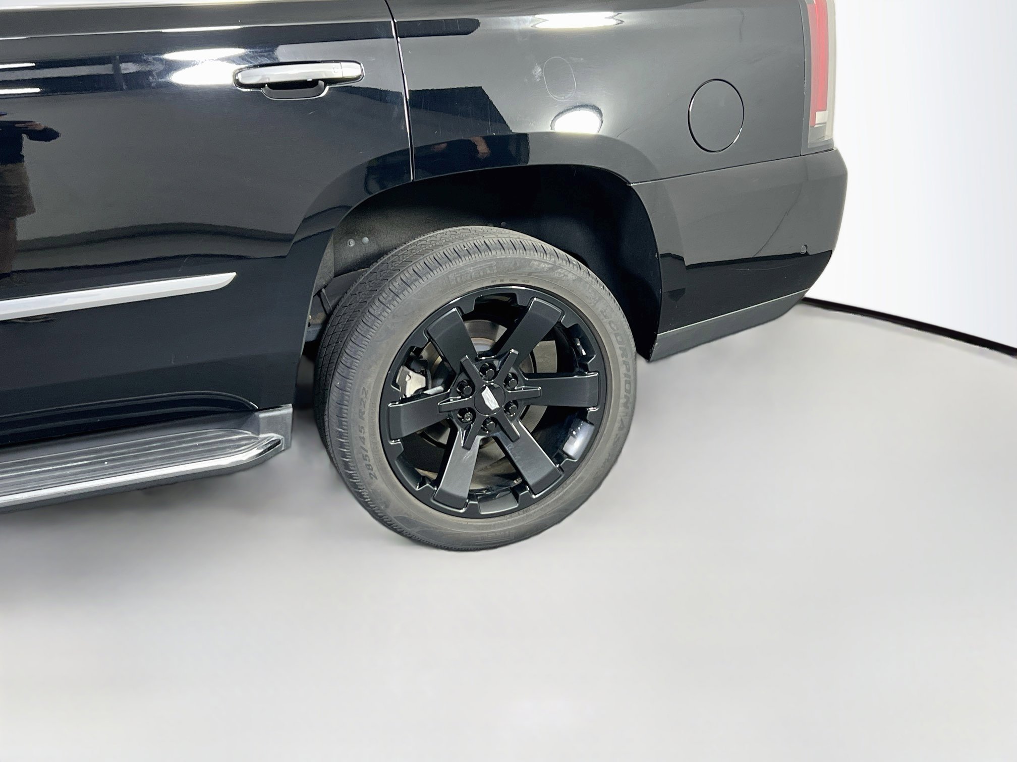 Used 2020 Cadillac Escalade Luxury AWD/4WD image 32