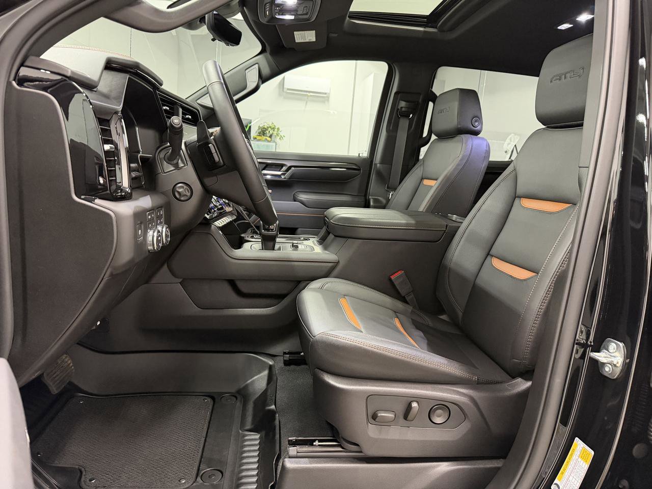 Used 2026 GMC Sierra 1500 AT4 w/ AT4 Premium Package image 8