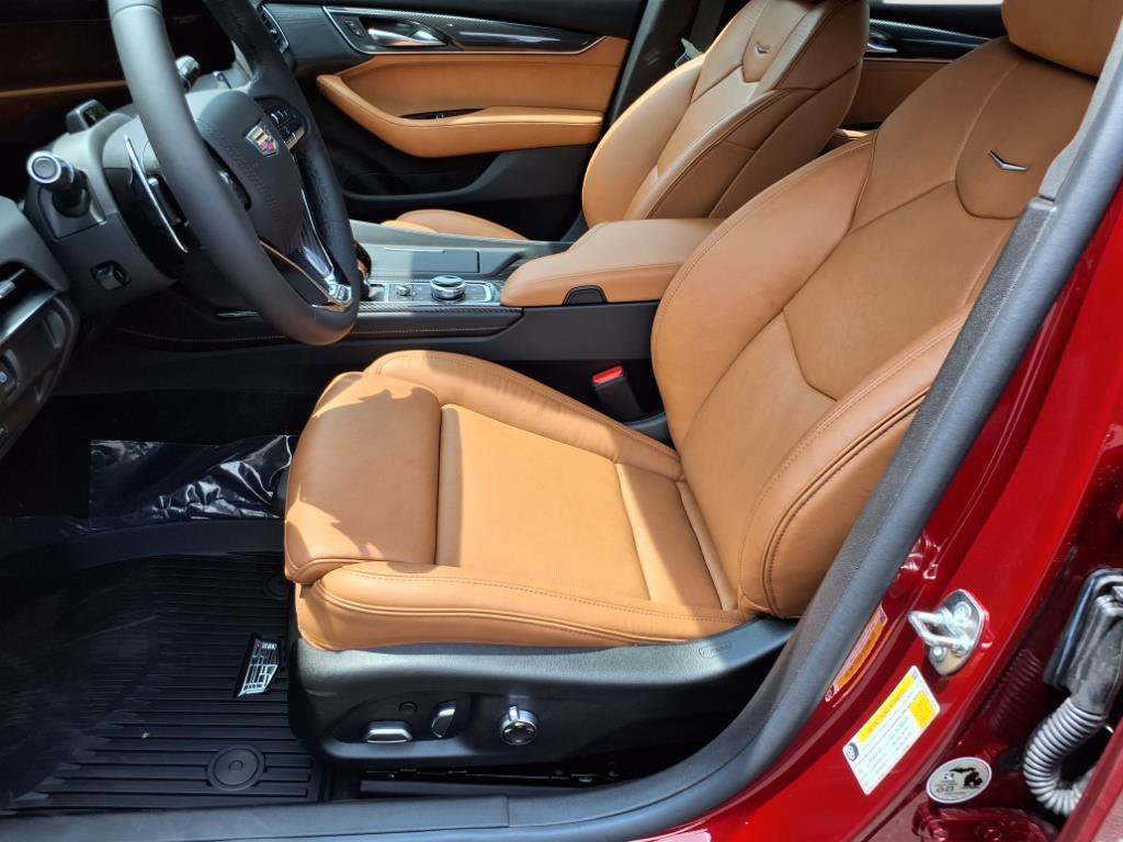 New 2026 Cadillac CT5 V w/ Platinum Package image 13