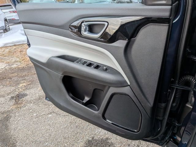 New 2026 Jeep Compass Limited image 22