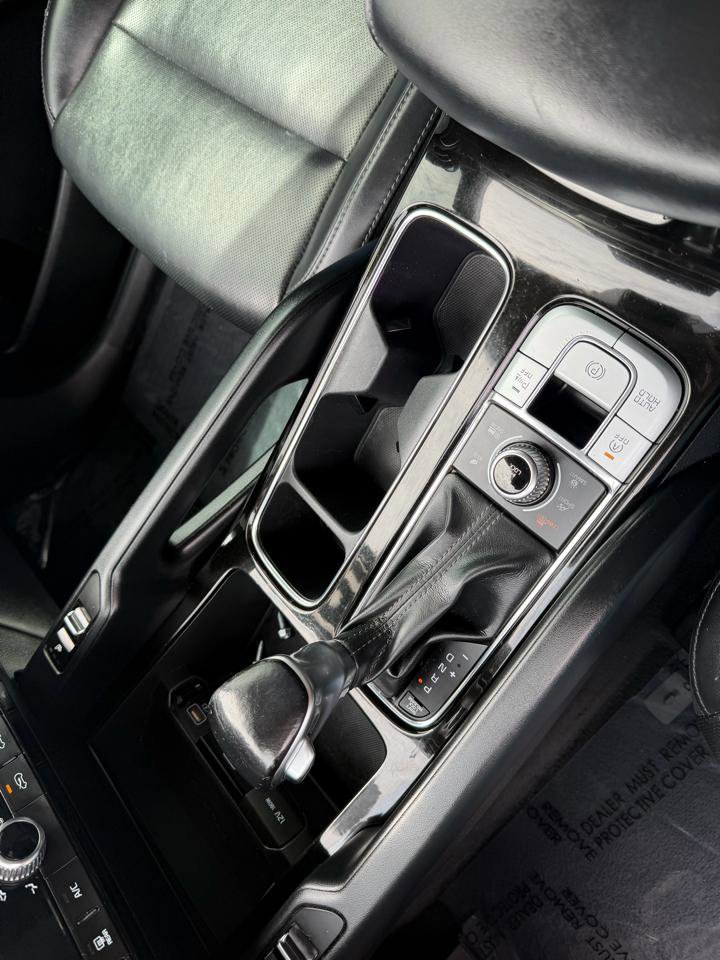 Used 2020 Kia Telluride S AWD/4WD image 16