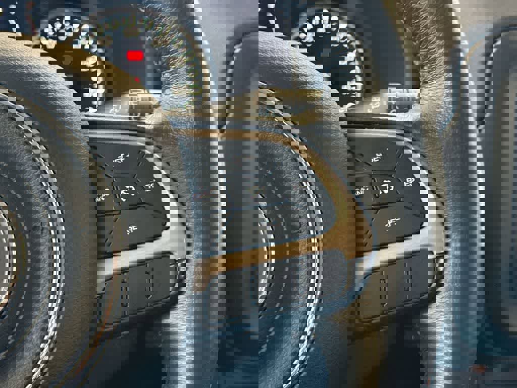 Used 2016 Jeep Renegade Latitude w/ Popular Equipment Group image 25