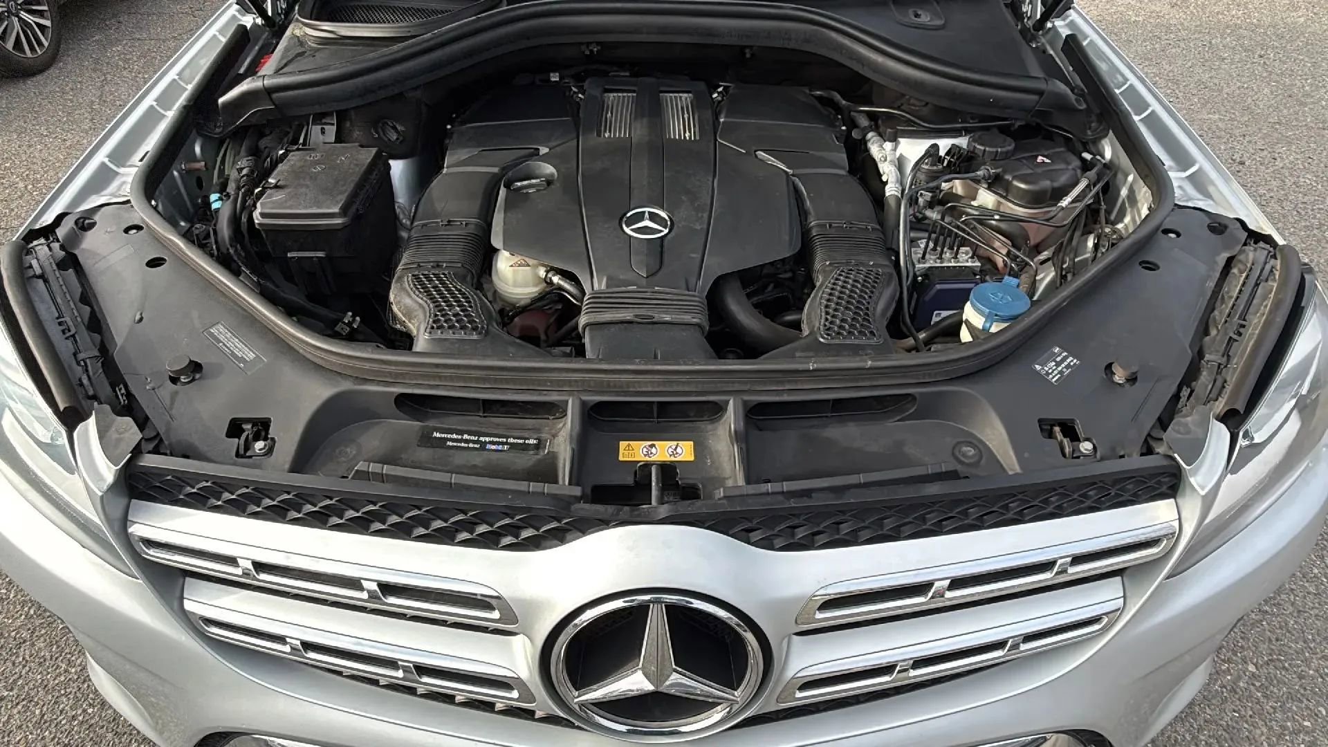 Used 2017 Mercedes-Benz GLS 450 4MATIC image 22