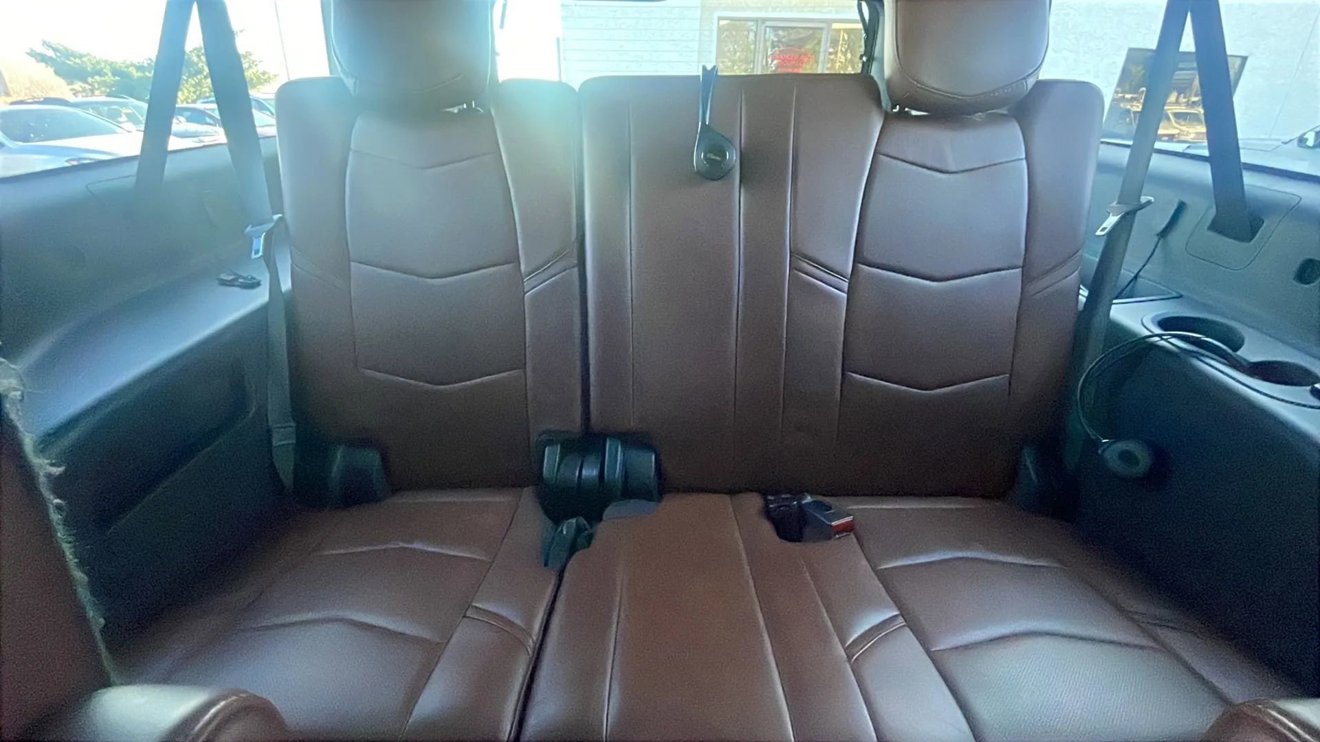 Used 2015 Cadillac Escalade ESV Premium image 44