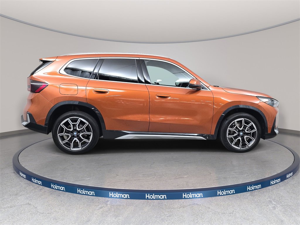Used 2025 BMW X1 xDrive28i w/ Convenience Package image 5