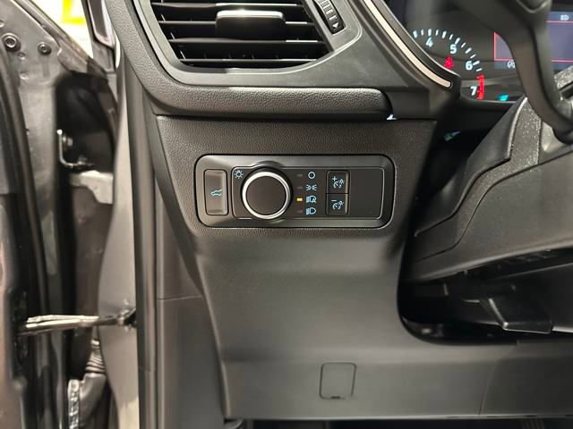 Used 2022 Ford Escape SE w/ Convenience Package image 17