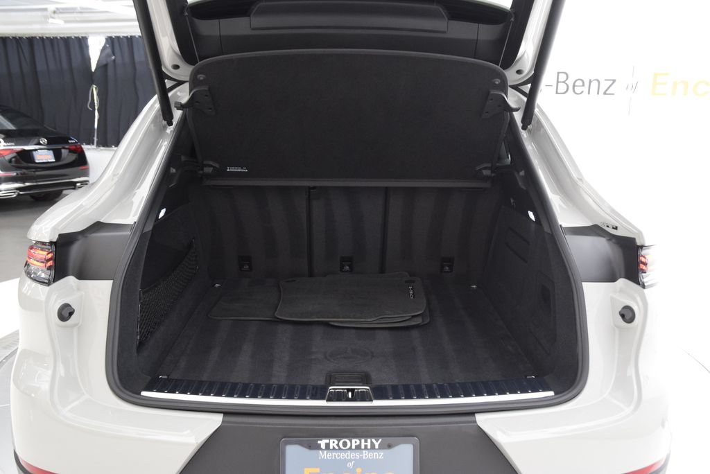 Used 2024 Porsche Cayenne Coupe AWD/4WD image 30
