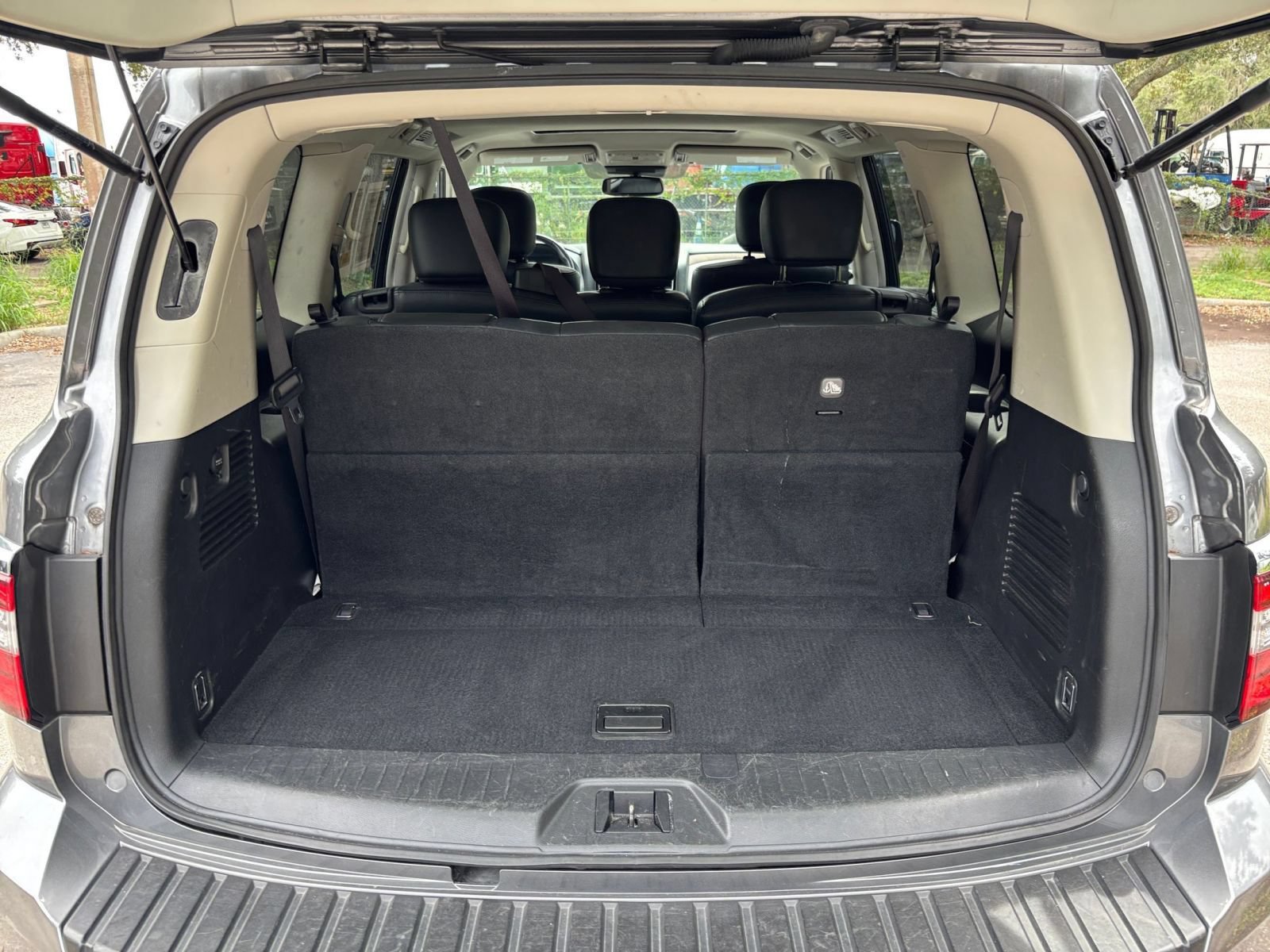 Used 2024 Nissan Armada SL RWD image 35