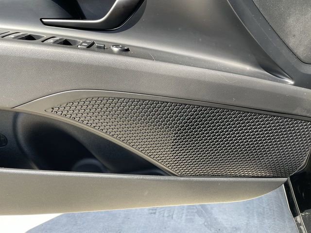Used 2025 Hyundai Elantra Sport FWD image 22
