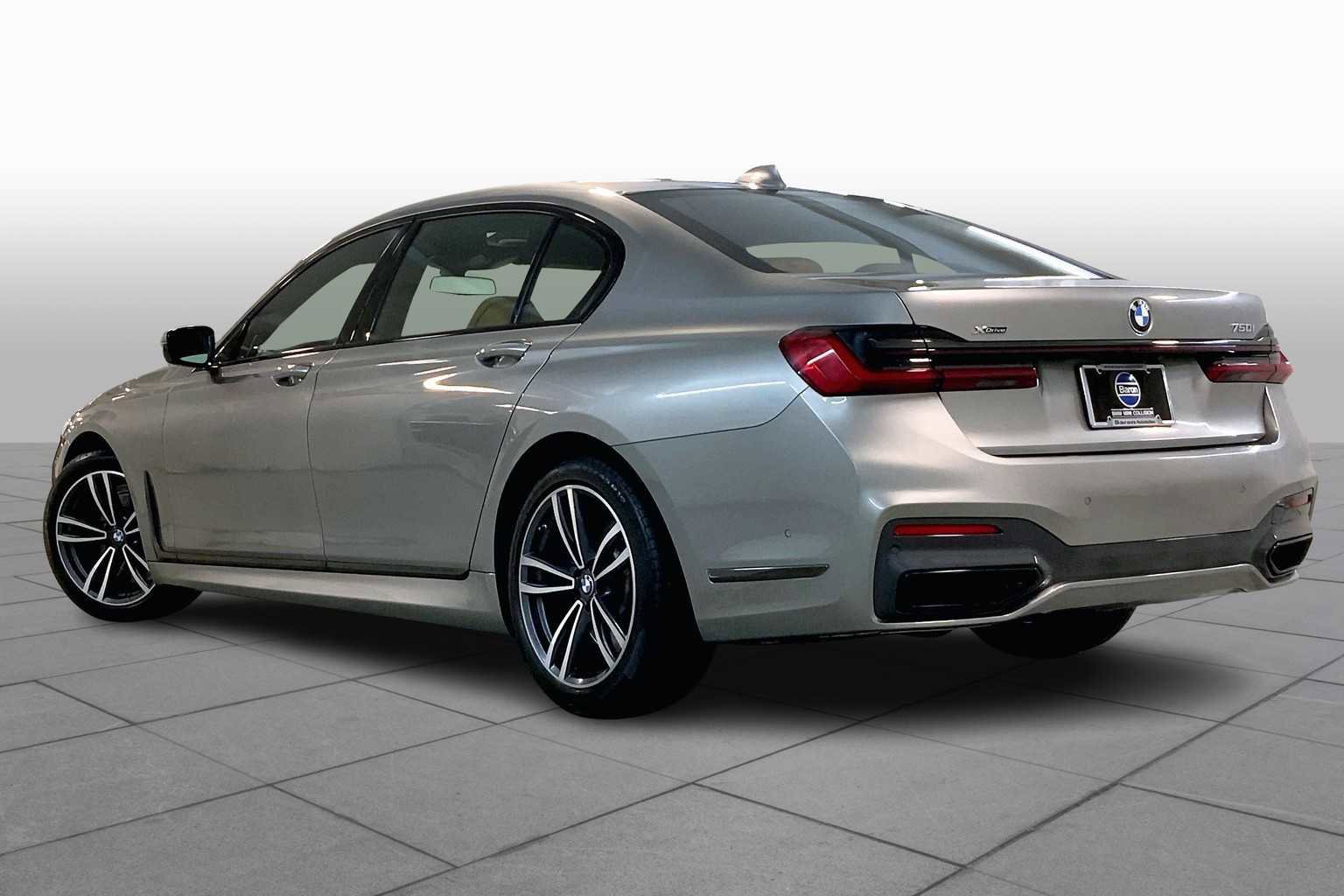 Used 2021 BMW 750i xDrive w/ Autobahn Package AWD/4WD image 4