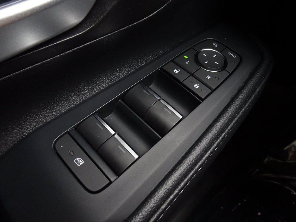 Used 2024 Toyota Grand Highlander AWD Hybrid image 23