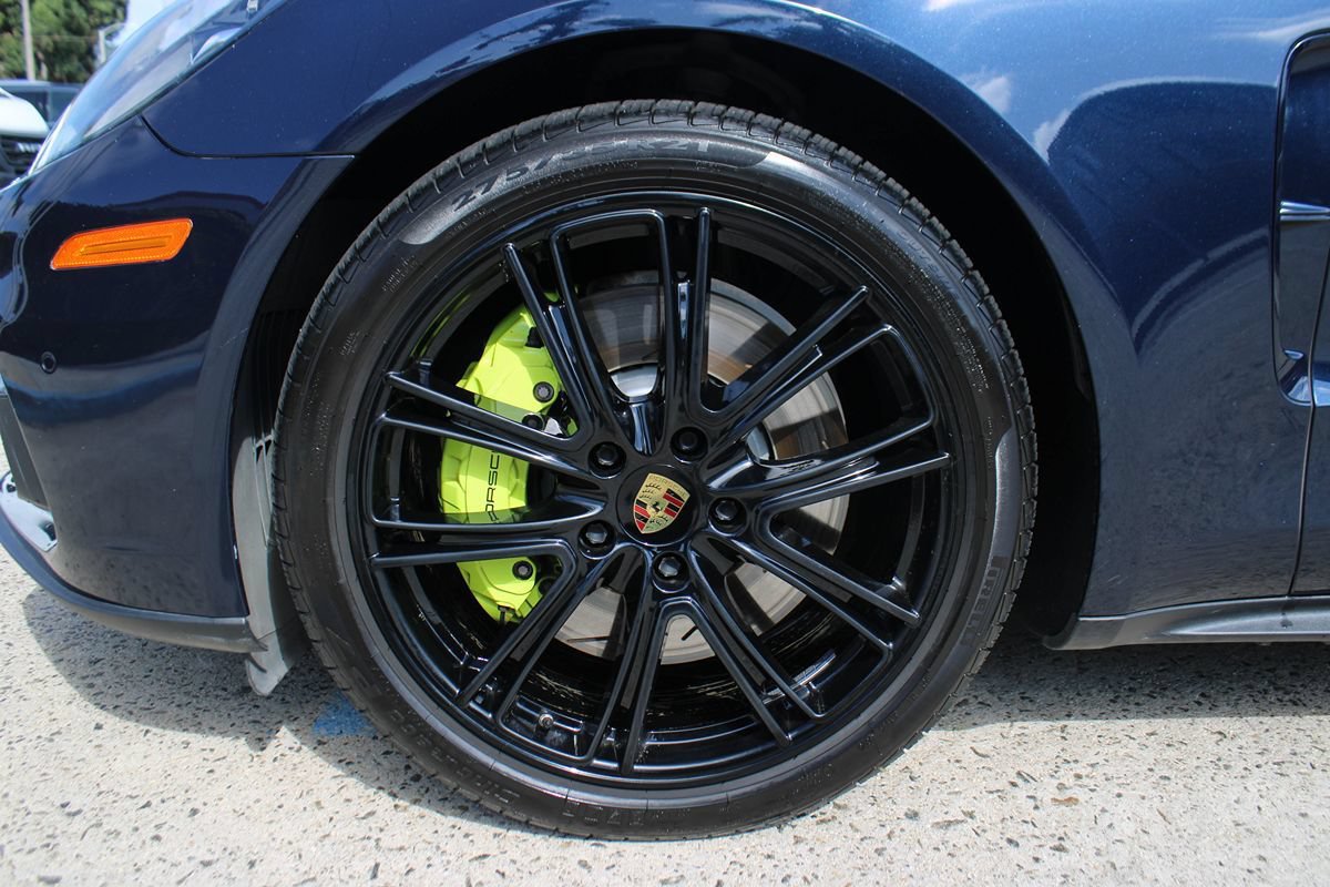 Used 2020 Porsche Panamera 4 E-Hybrid AWD/4WD image 46