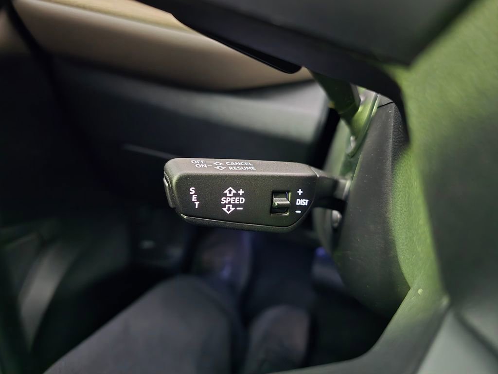 Certified 2025 Audi Q5 Premium image 17