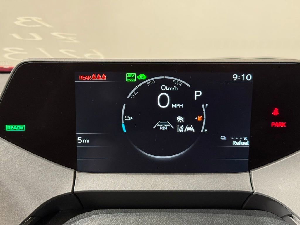 New 2026 Toyota Prius Plug-In Hybrid FWD image 24