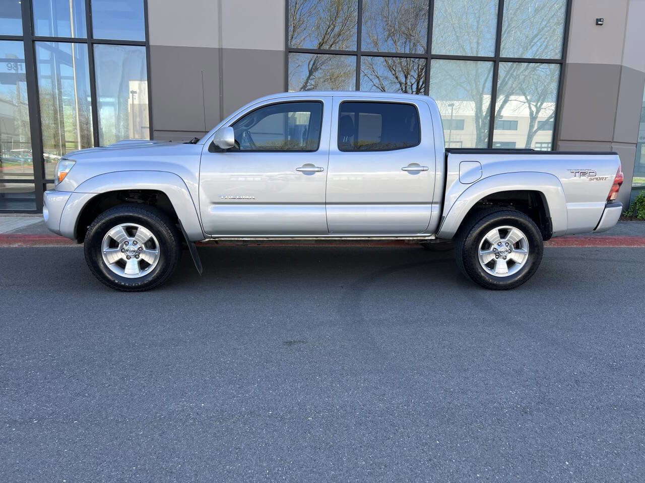 Used 2006 Toyota Tacoma PreRunner RWD image 7
