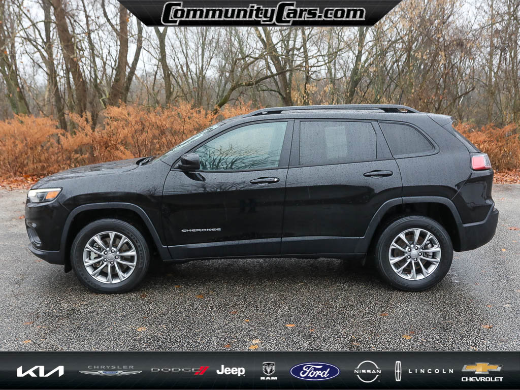 Used 2022 Jeep Cherokee Latitude Lux image 3