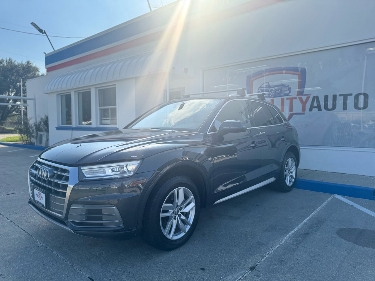 Used 2020 Audi Q5 2.0T Premium image 11