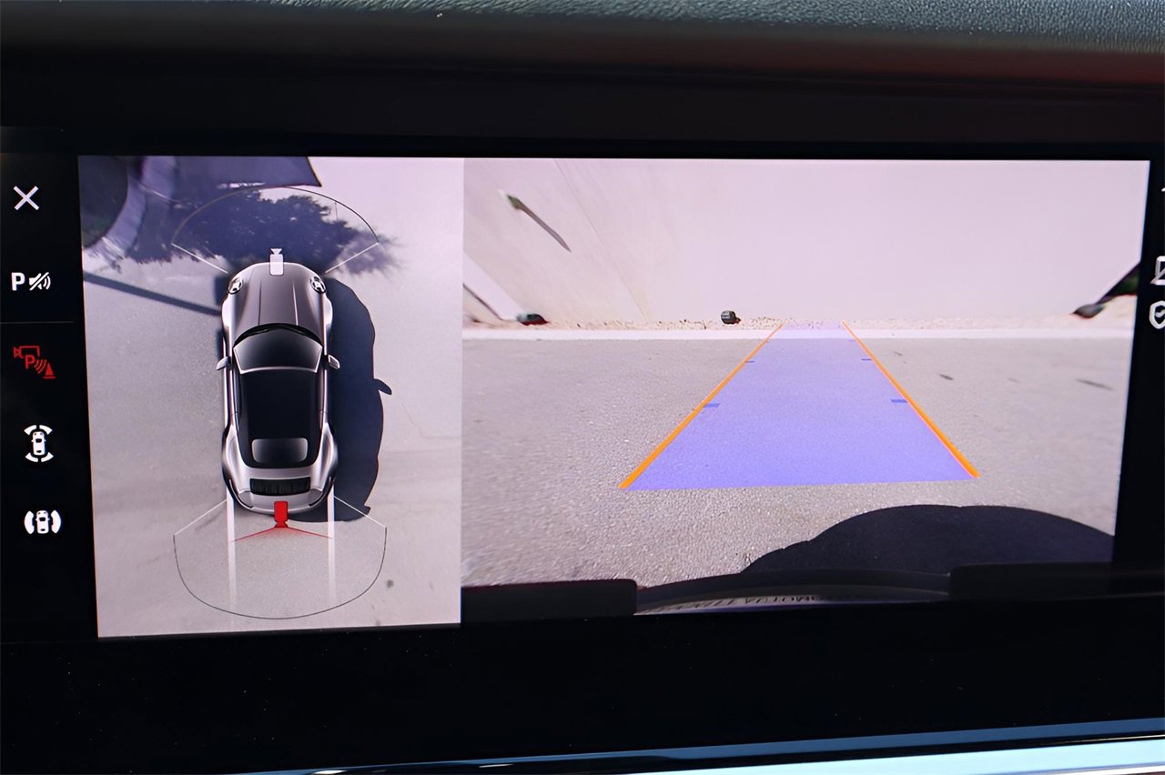 Used 2022 Porsche 911 Turbo S image 27