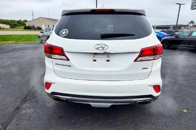 Used 2017 Hyundai Santa Fe SE AWD/4WD image 30
