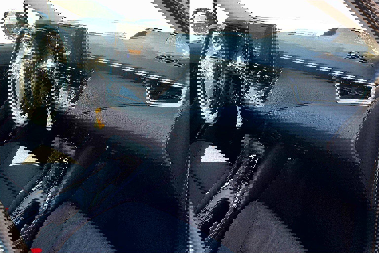 Used 2024 Toyota Corolla LE image 15