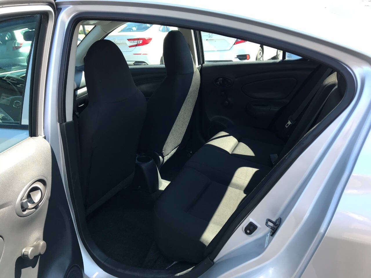Used 2016 Nissan Versa S image 9